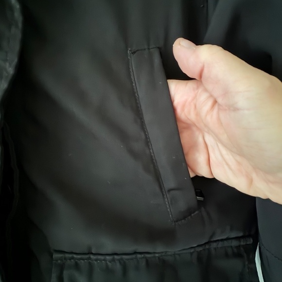 Roots duck down & feather filled bomber jacket with hood black size XS - Picture 7 of 15